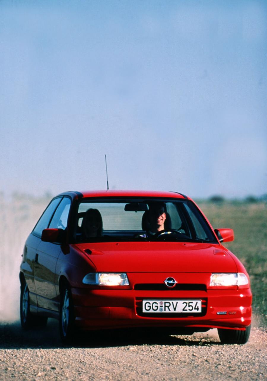  Opel Astra 1991 года  (фото 6 из 24)